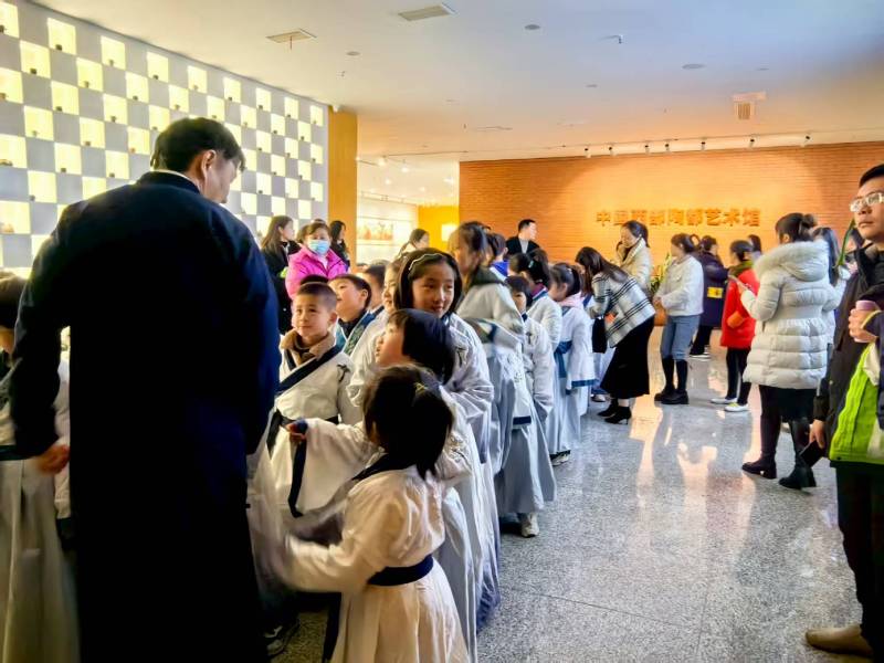 文化赋能：九原区魔创文旅挖掘城市文化资源的实践探索